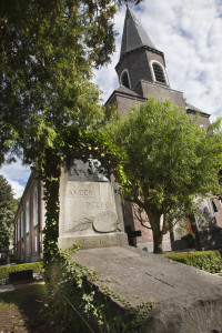 Deurle kerkhof grafzerk X Decock B.ad.